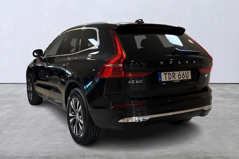 Begagnad Volvo XC60 355 HK (261 kW) 2022 Svart SUV