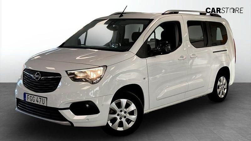 Vit Begagnad 2021 Opel Combo-e Life XL Van | 289 900 kr - Bild 1/4