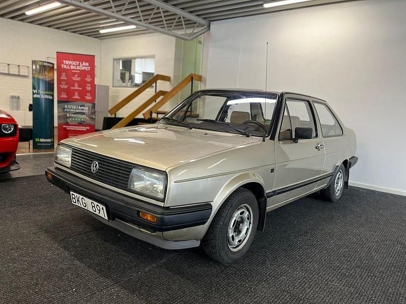 Begagnad VW Jetta 75 HK (55 kW) 1985 Ljusbrun Sedan