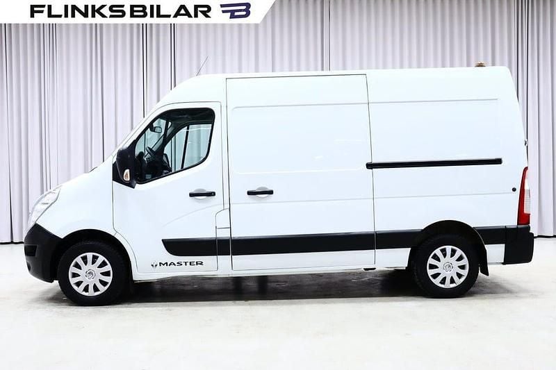 Vit Begagnad 2017 Renault Master Van | 119 700 kr (Superpris) - Bild 1/4