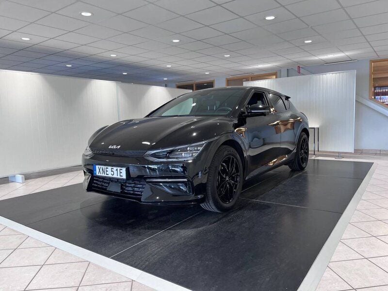 Svart Begagnad 2022 Kia EV6 GT-Line SUV | 459 000 kr - Bild 1/4