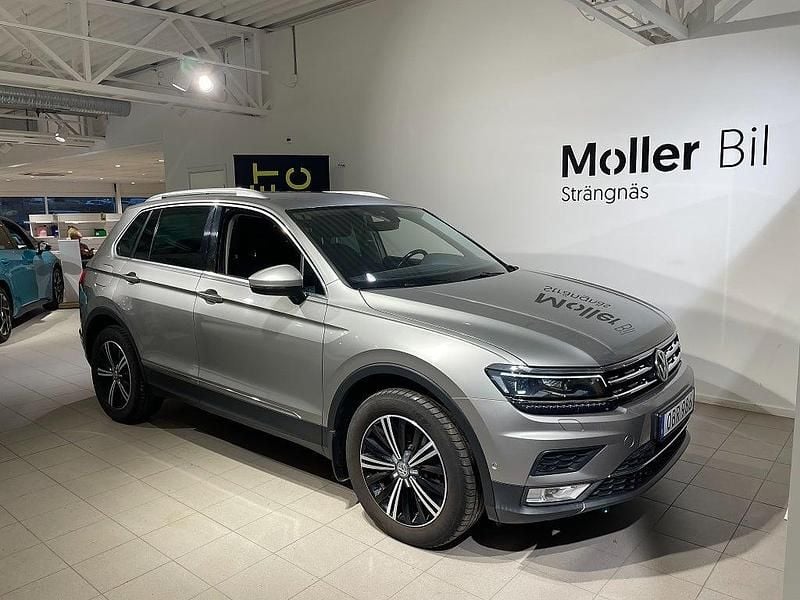 Begagnad VW Tiguan 2016 Silver SUV
