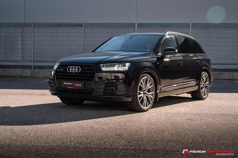 Svart Begagnad 2019 Audi Q7 S-Line SUV | 459 800 kr (Marknadspris) - Bild 1/4
