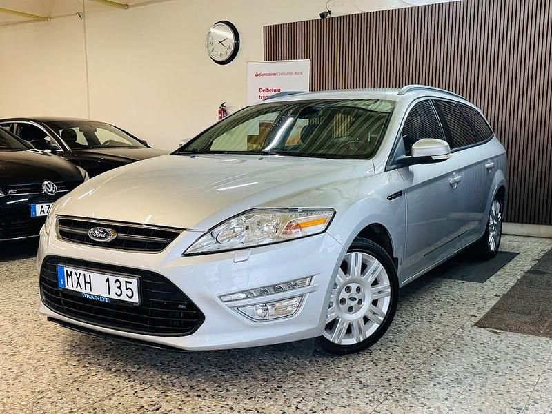 Grå Begagnad 2013 Ford Mondeo Sport Kombi | 54 900 kr (Marknadspris) - Bild 1/4