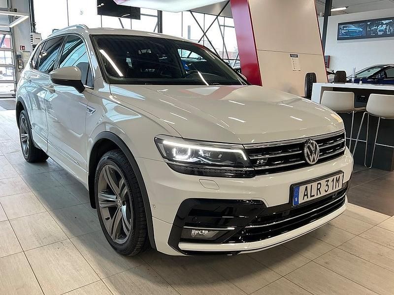 Begagnad VW Tiguan Allspace R-line 190 HK (139 kW) 2018 Vit SUV