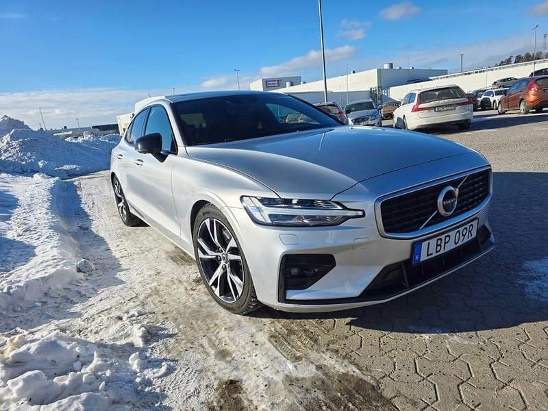 Begagnad Volvo S60 250 HK (183 kW) 2020 Sedan