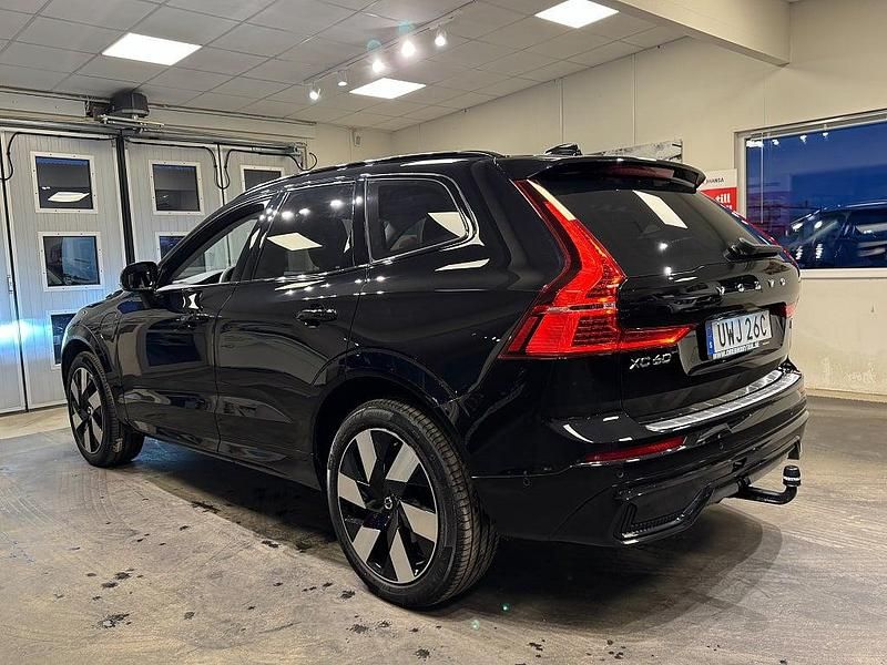 Begagnad Volvo XC60 Ultimate 350 HK (257 kW) 2023 Svart SUV