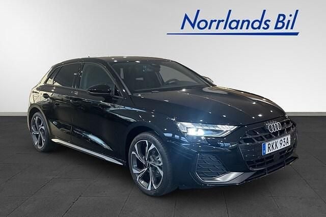 Mytsvart metallic Begagnad 2024 Audi A3 S-Line | 329 000 kr (Marknadspris) - Bild 1/4