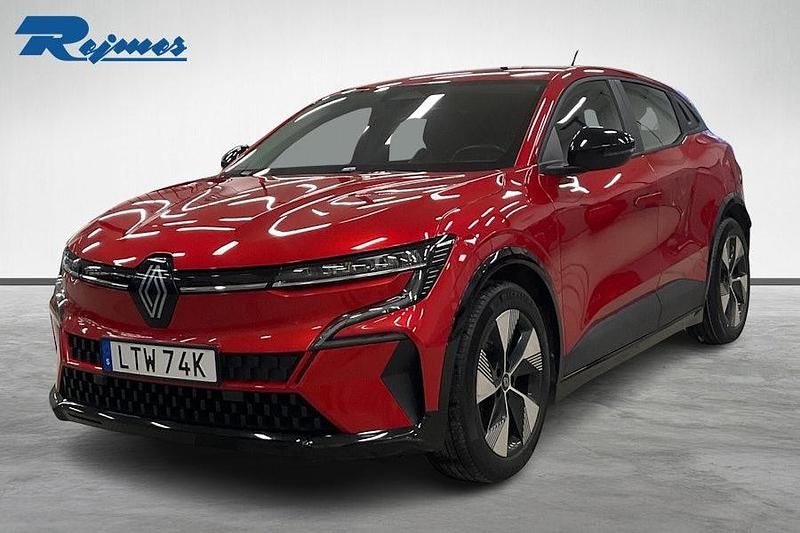 Röd Begagnad 2023 Renault Mégane IV | 259 800 kr - Bild 1/4