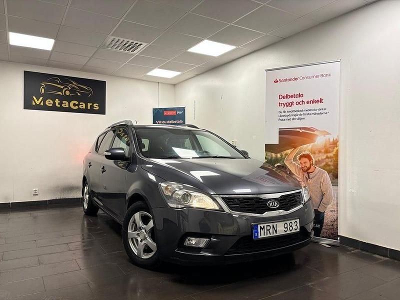Begagnad Kia Ceed Sportswagon 128 HK (94 kW) 2012 Grå Kombi