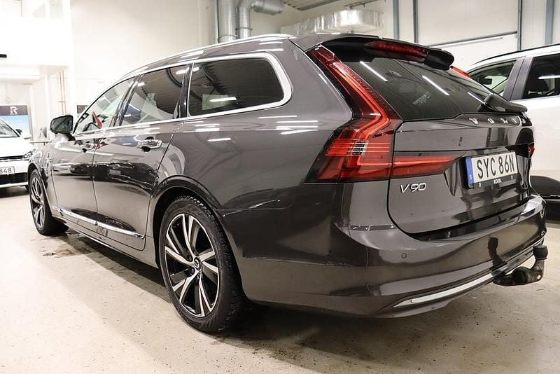 Begagnad Volvo V90 Inscription 310 HK (228 kW) 2022 Grå Kombi