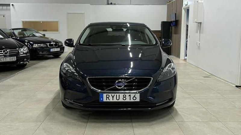 Begagnad Volvo V40 190 HK (139 kW) 2014 Blå Kombi