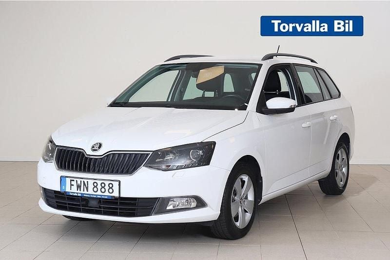 Vit Begagnad 2015 Skoda Fabia Elegance Kombi | 99 000 kr (Marknadspris) - Bild 1/4