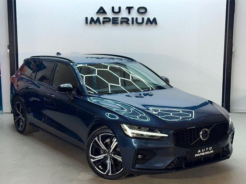 Begagnad 2023 Volvo V60 Plus Kombi | 354 900 kr (Bra pris) - Bild 1/4