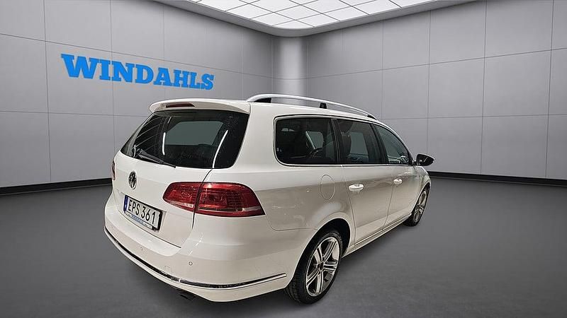 Begagnad VW Passat R-line 180 HK (132 kW) 2013 Vit Kombi