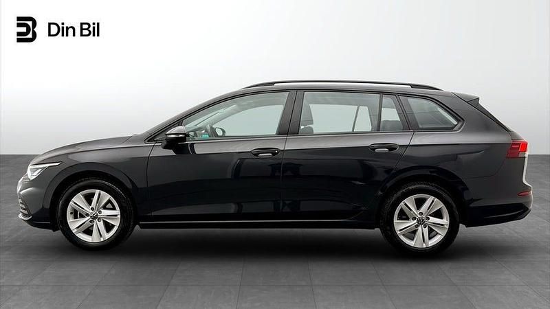 Begagnad VW Golf VIII 131 HK (96 kW) 2024 Grå Kombi