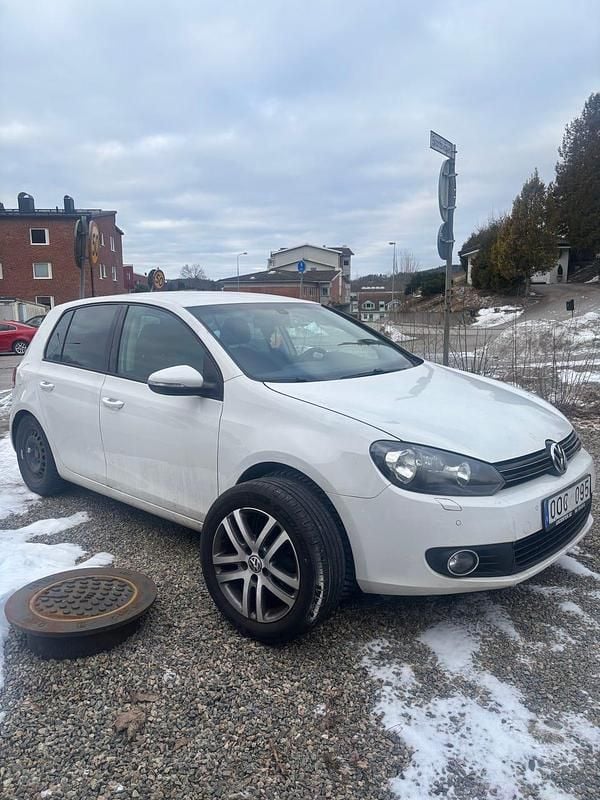 Begagnad 2012 VW Golf VII | 65 000 kr (Marknadspris) - Bild 1/3