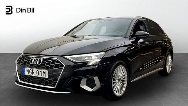 Brilliantsvart Begagnad 2023 Audi A3 Advanced Plus | 279 000 kr (Marknadspris) - Bild 1/4