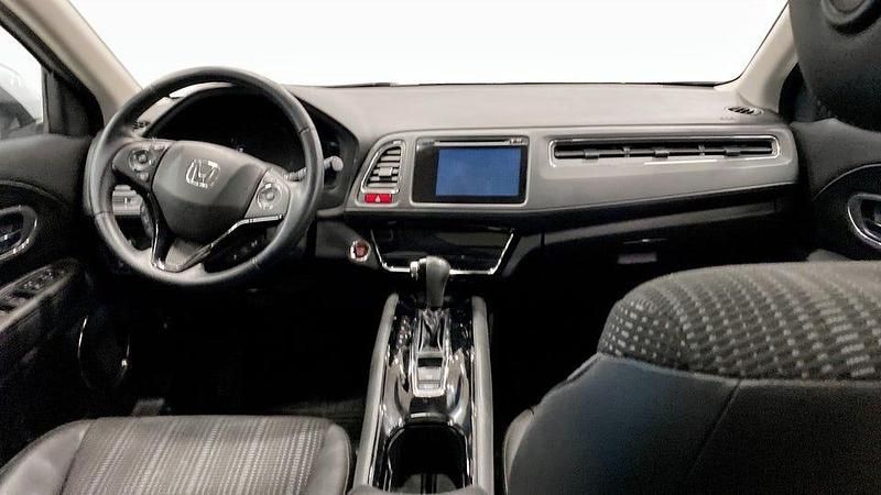 Begagnad Honda HR-V 131 HK (96 kW) 2017 Vit SUV