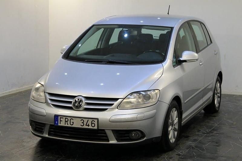 Begagnad VW Golf Plus Cross Trendline 140 HK (102 kW) 2007 Silver Minibuss
