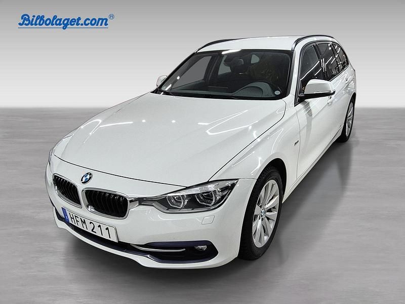 Begagnad BMW 320 192 HK (141 kW) 2018 Vit Kombi