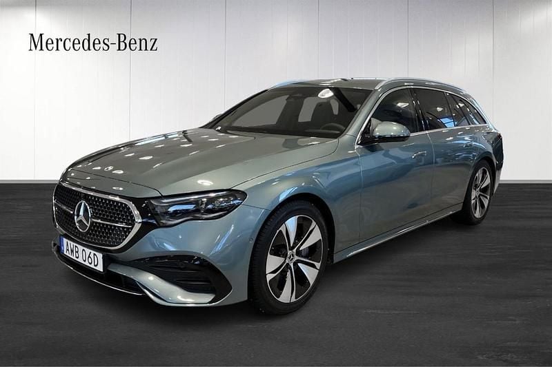 Grön (green) Begagnad 2025 Mercedes E300 Premium Kombi | 684 900 kr (Bra pris) - Bild 1/4