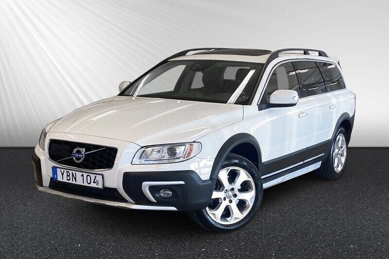 Vit Begagnad 2016 Volvo XC70 Standard SUV | 209 900 kr (Marknadspris) - Bild 1/4