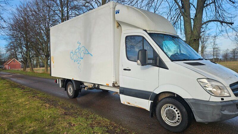 Vit Begagnad 2008 Mercedes Sprinter Van | 117 500 kr (Dyr) - Bild 1/4