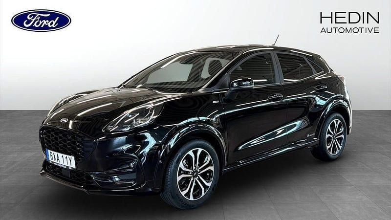 Svart Begagnad 2022 Ford Puma SUV | 249 000 kr (Lite dyr) - Bild 1/4