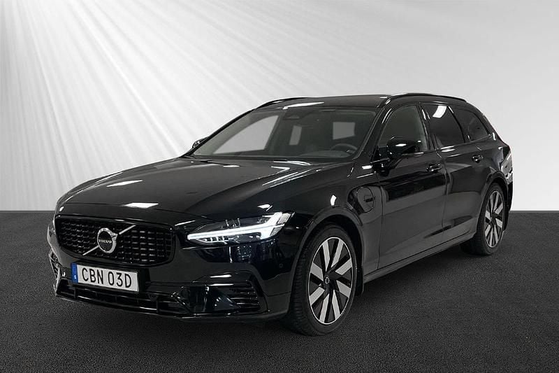 Begagnad Volvo V90 Plus 355 HK (261 kW) 2024 Svart Kombi