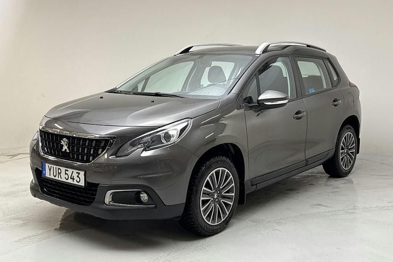 Mörkgrå Begagnad 2018 Peugeot 2008 SUV | 110 000 kr (Bra pris) - Bild 1/4