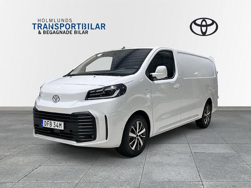 Begagnad Toyota Proace 146 HK (107 kW) 2024 Vit Minibuss