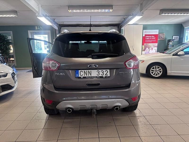Begagnad Ford Kuga Titanium 163 HK (119 kW) 2012 Brun SUV