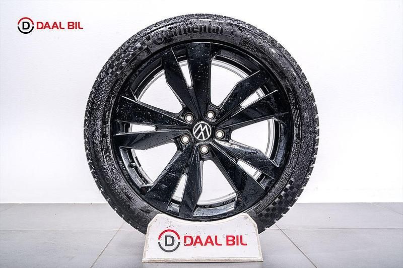 Begagnad VW ID.7 Pro 210 kW (286 HK) 2024 Vit Halvkombi