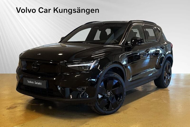 Svart Begagnad 2024 Volvo EX40 Plus SUV | 499 900 kr (Marknadspris) - Bild 1/2