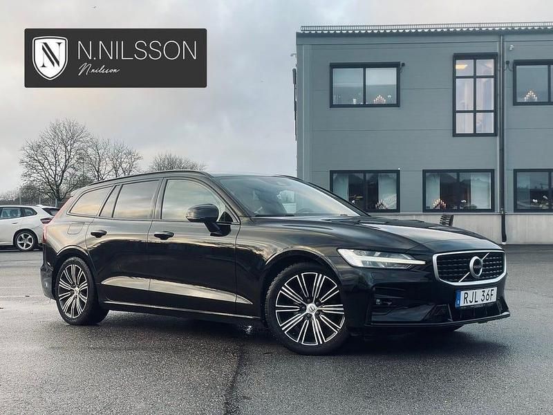 Begagnad Volvo V60 R-Design 200 HK (147 kW) 2019 Svart Kombi