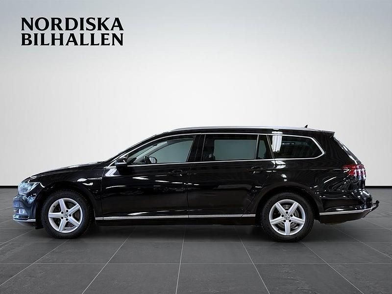Begagnad VW Passat GT 190 HK (139 kW) 2017 Svart Kombi