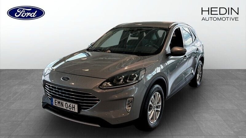 Grå (grey) Begagnad 2022 Ford Kuga Titanium SUV | 269 900 kr (Marknadspris) - Bild 1/4