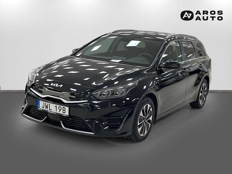Svart Begagnad 2022 Kia Ceed Sportswagon Advance Kombi | 249 900 kr (Marknadspris) - Bild 1/4