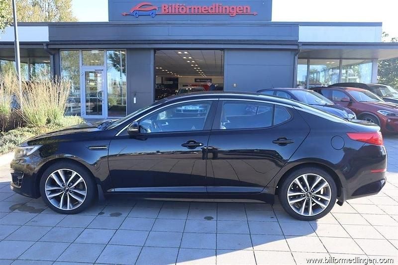 Svart Begagnad 2014 Kia Optima Sedan | 79 900 kr (Marknadspris) - Bild 1/4