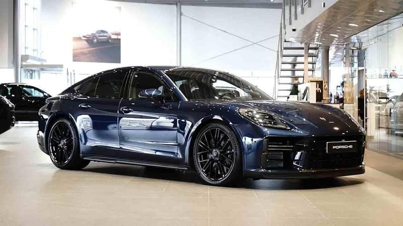 Ny 2025 Porsche Panamera Halvkombi | 2 995 000 kr - Bild 1/1