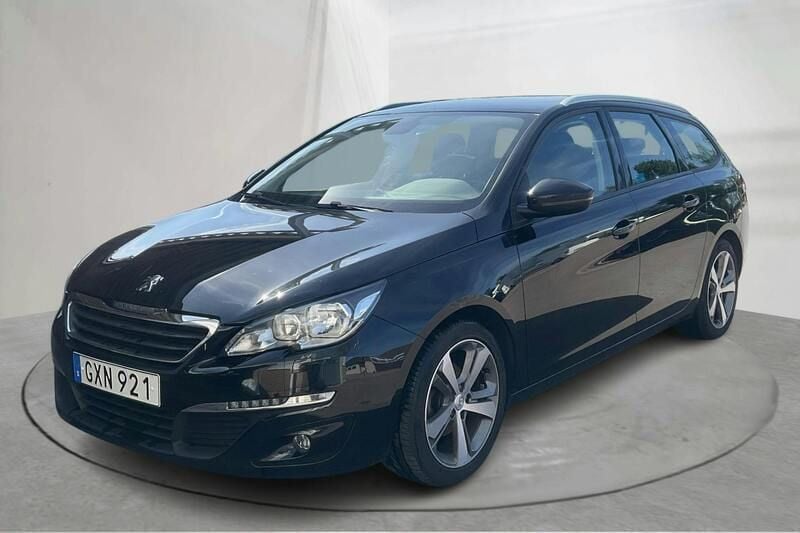 Svart Begagnad 2016 Peugeot 308 Active | 78 000 kr (Bra pris) - Bild 1/4