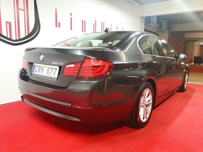 Bmw 523 салон