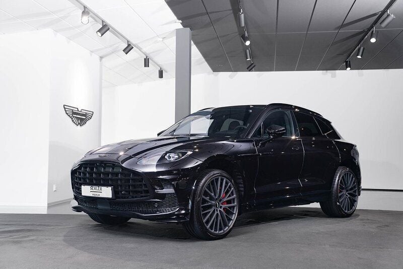 Svart Begagnad 2024 Aston Martin DBX 707 SUV | 2 795 000 kr - Bild 1/4