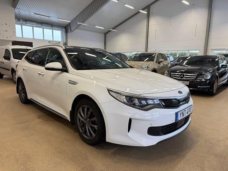 Begagnad Kia Optima Advance 208 HK (152 kW) 2018 Vit Kombi