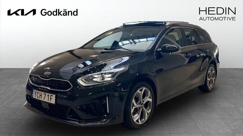 Svart Begagnad 2020 Kia Ceed Advance Halvkombi | 239 000 kr (Bra pris) - Bild 1/4
