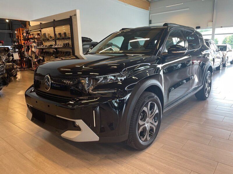 Svart Ny 2025 Citroën C3 Aircross PureTech SUV | 234 000 kr - Bild 1/4