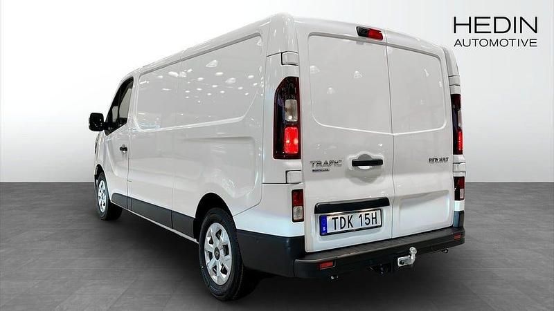 Ny Renault Trafic 150 HK (110 kW) 2025 Vit Minibuss