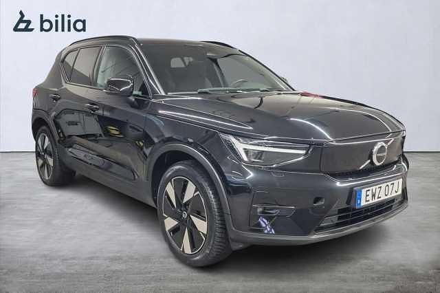 Begagnad Volvo XC40 Plus 303 kW (413 HK) 2024 Svart SUV
