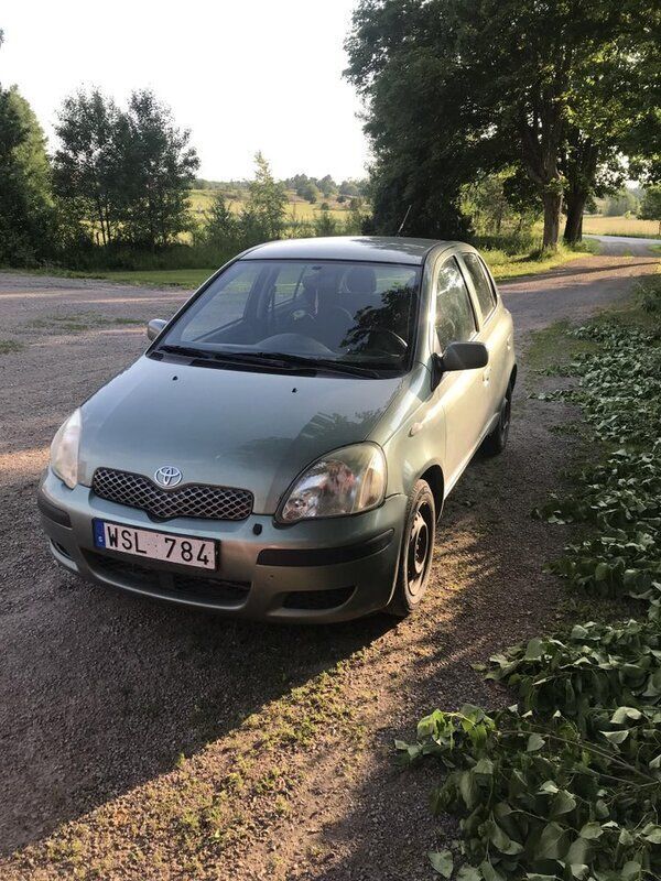 Begagnad 2005 Toyota Yaris | 23 000 kr - Bild 1/2
